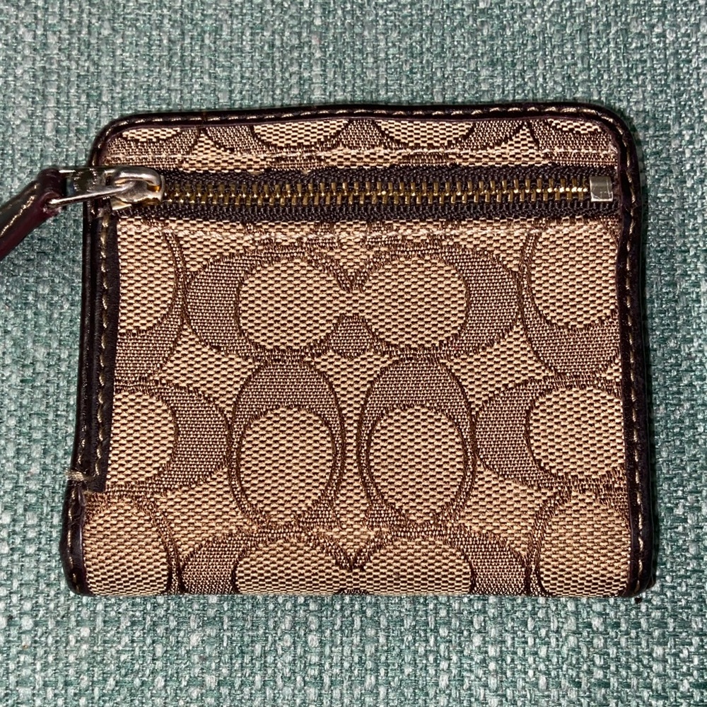 COACH Mini Wallet Zip Coin Case Card Case Women’s s Brown 🔥 - Picture 3 of 4